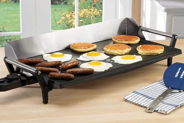 Large-Electric-griddle-featured-topelectridgriddles.com