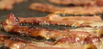 How-To-Fry-Bacon-Crispy