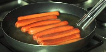 How-to-Cook-Hotdogs-on-Stove-Top