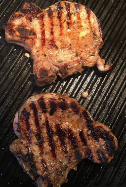 How-Long-Does-it-Take-to-Griddle-a-Pork-Chop